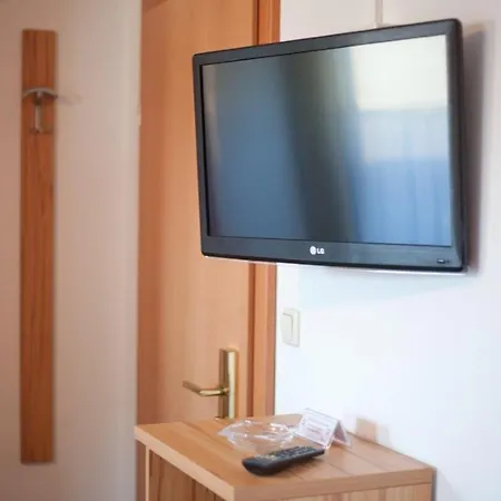 בית הארחה Schierl