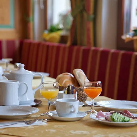 בית הארחה Schierl פאיסטנאו